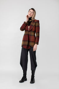 Signature Jacket in structured British 100% wool, featuring a bold check in rust & moss